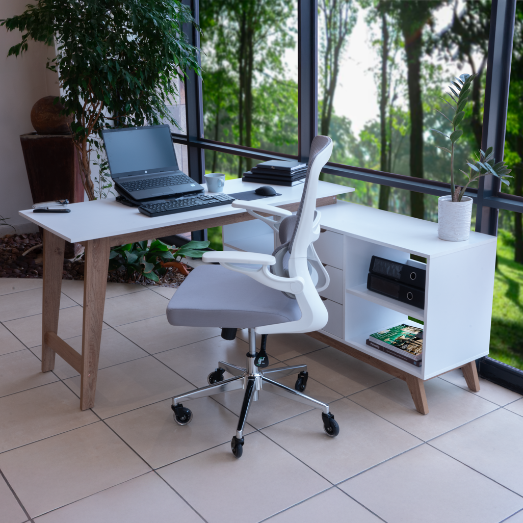 Everfurn Dakota Ergo Mid Back Office Chair in Grey – Ergonomic Mesh Back with Lumbar Support, Ideal for Comfortable Office Use